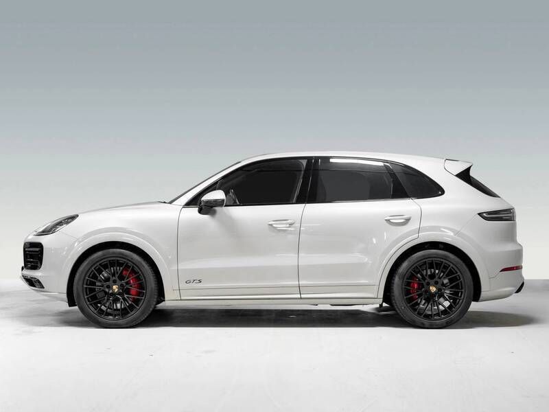 Gebraucht Porsche Cayenne GTS 460 PS (338 kW) 2023 Cashmerebeigemetallic SUV