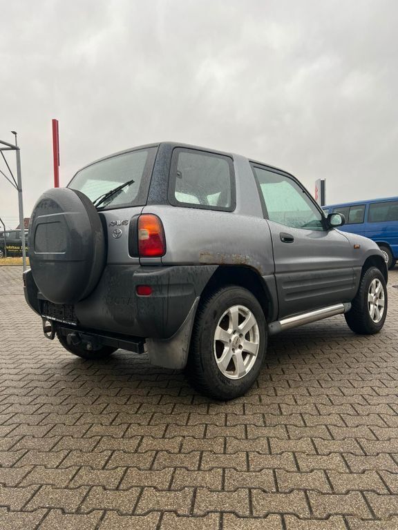 Gebraucht Toyota RAV4 129 PS (94 kW) 1996 Grau SUV