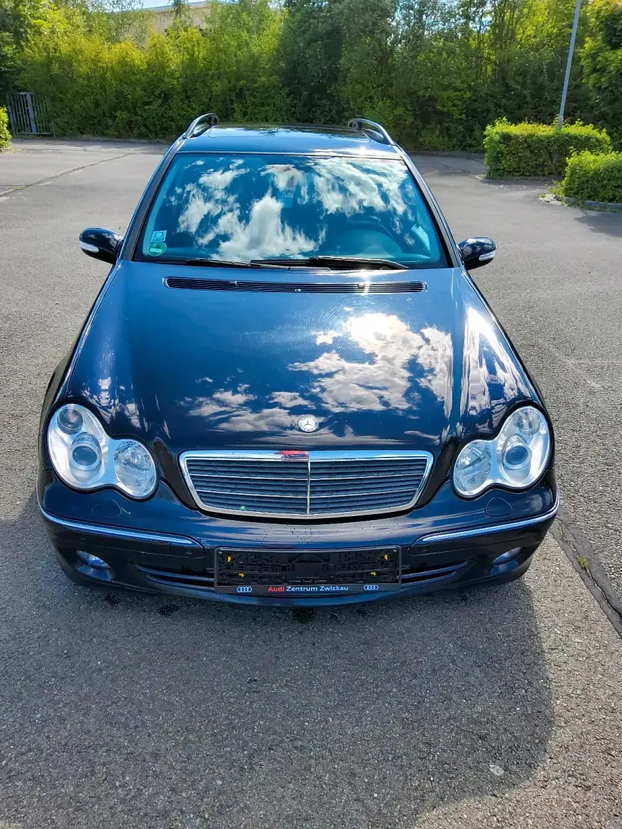Gebraucht Mercedes C320 225 PS (165 kW) 2005 Blau Kombi