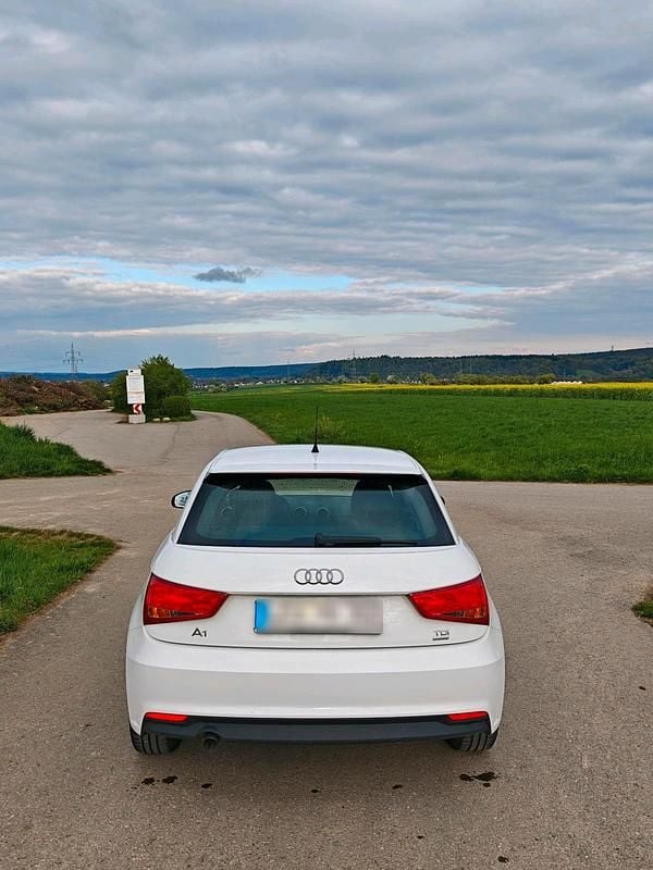 Second-hand Audi A1 90 CP (66 kW) 2015 Alb Hatchback