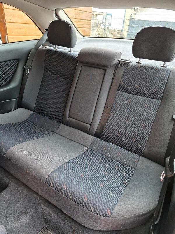 Gebraucht Opel Astra 84 PS (61 kW) 2002 Rot