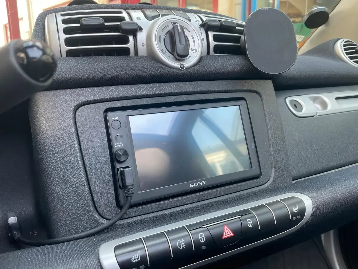 Brugt Smart ForTwo Cabrio 70 HK (51 kW) 2011 Hvid Cabriolet