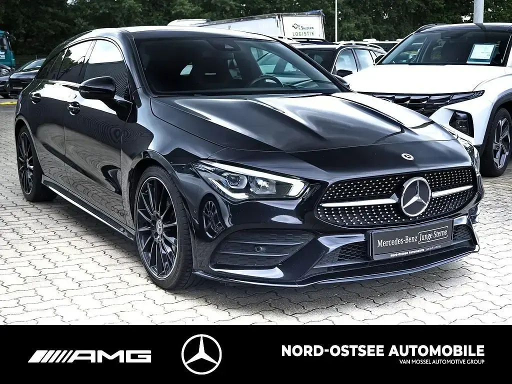 Gebraucht Mercedes CLA200 AMG 150 PS (110 kW) 2023 Unilack nachtschwarz Coupé