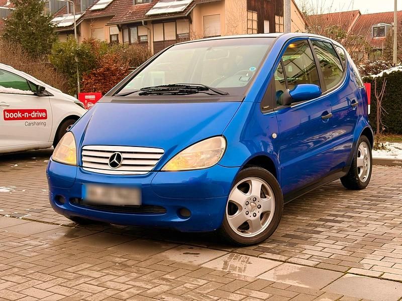 Blau Gebraucht 2000 Mercedes A170 Avantgarde Kleinwagen | 1.700 € (Teuer) - Bild 1/4