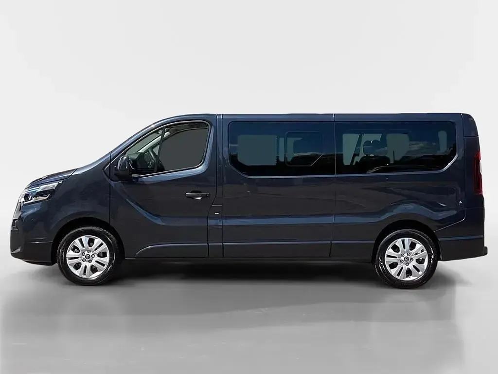 Gebraucht Nissan Primastar Tekna 170 PS (125 kW) 2025 Grey comete Van / Kleinbus