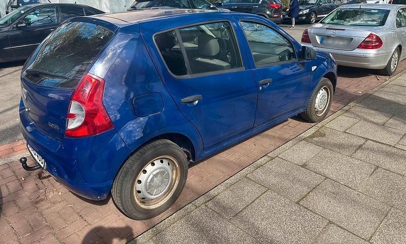 Gebraucht Dacia Sandero 75 PS (55 kW) 2009 Blau Kleinwagen