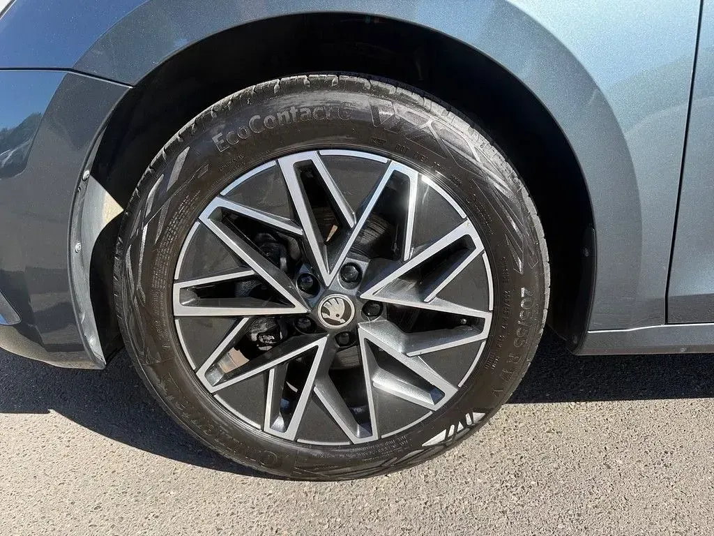 Gebraucht Skoda Octavia Ambition 116 PS (85 kW) 2021 Grau Kombi