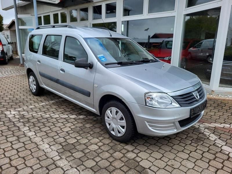 Gebraucht Dacia Logan 84 PS (61 kW) 2013 Silber Kombi