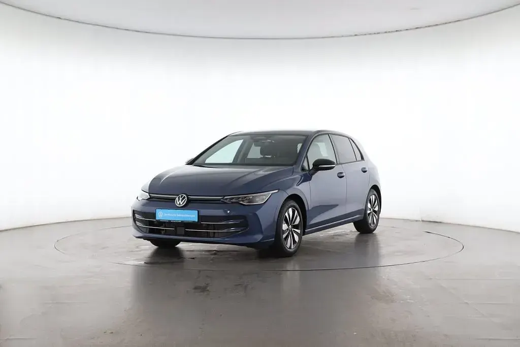Gebraucht VW Golf VIII Goal 150 PS (110 kW) 2025 Blau Limousine