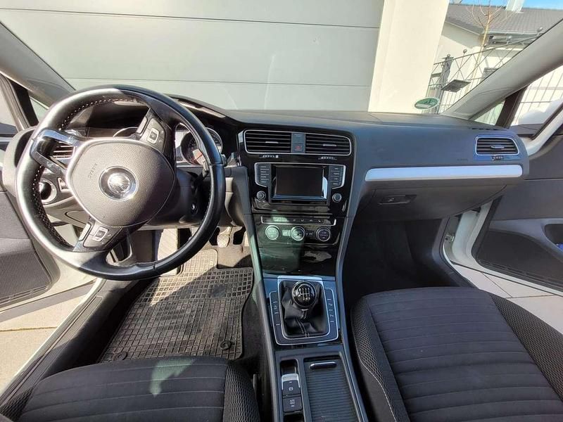 Gebraucht VW Golf VII Cup 125 PS (91 kW) 2014 Weiß Kleinwagen