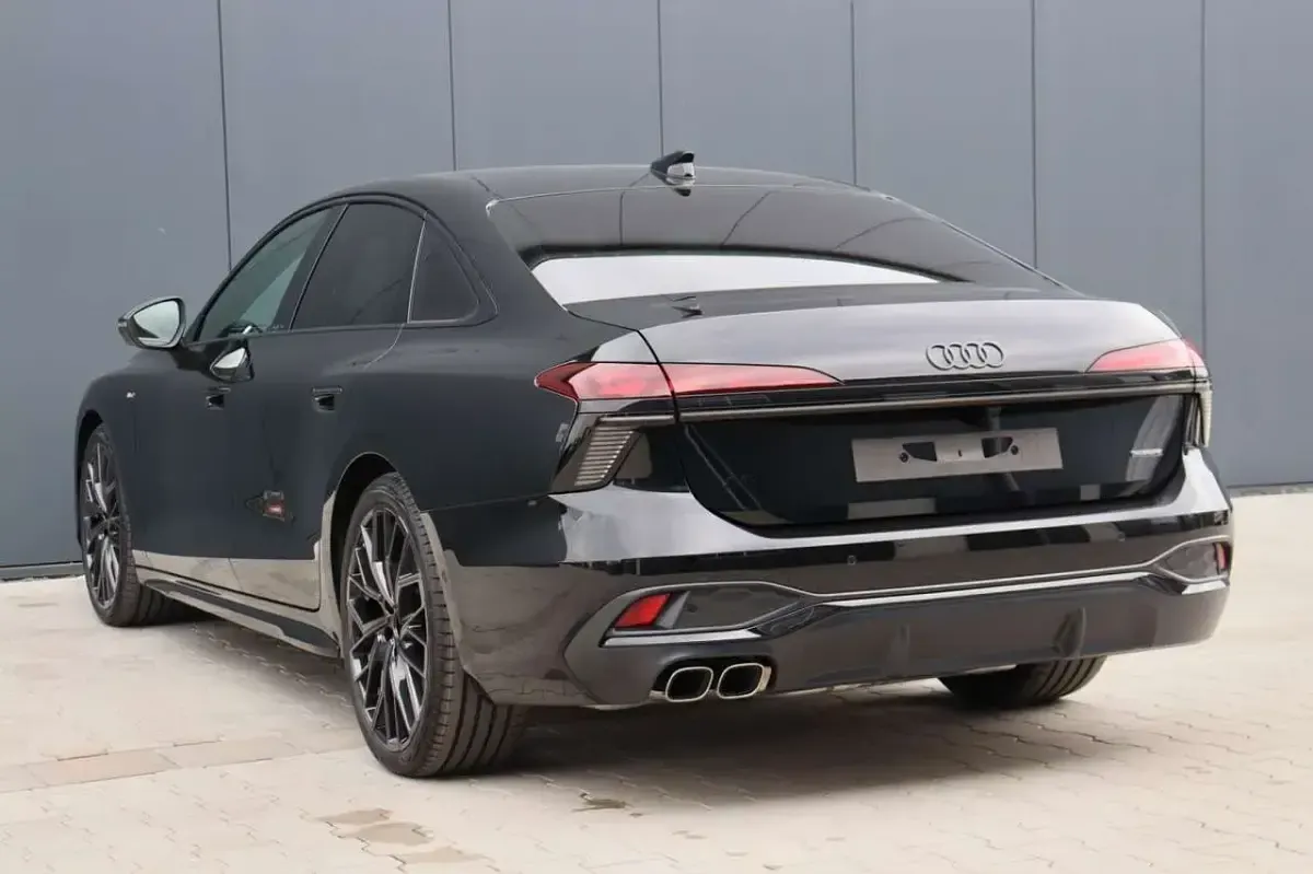 Nouă Audi A6 Edition .1 204 CP (150 kW) 2025 Negru Berlinǎ