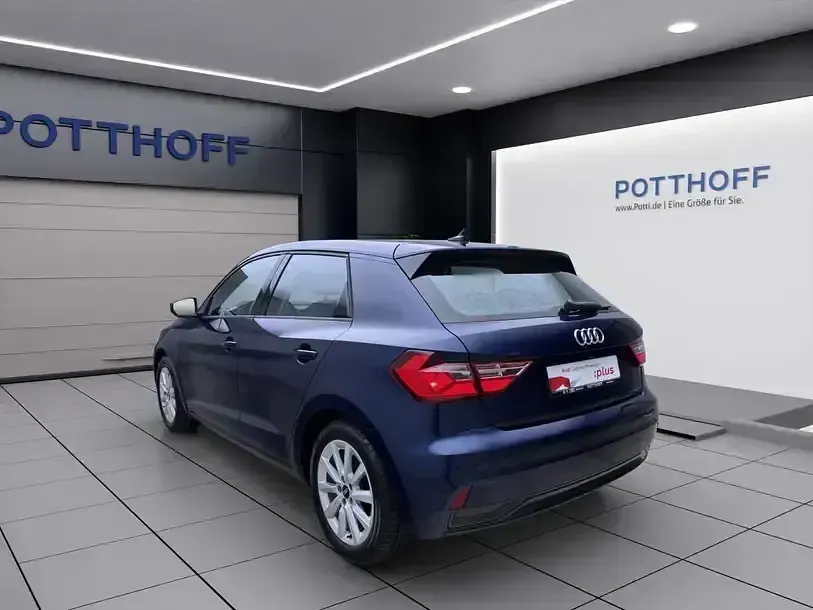 Gebraucht Audi A1 Sportback Advanced 116 PS (85 kW) 2025 Navarrablau metallic Kleinwagen