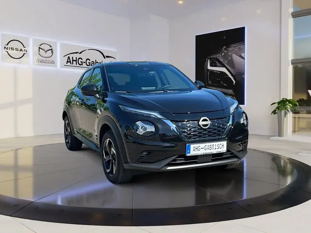 Second-hand Nissan Juke N-Connecta 143 CP (105 kW) 2024 Negru SUV