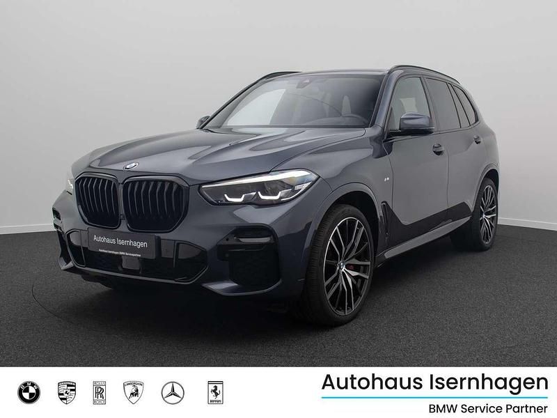 Arktikgrau brillanteffektc27 Gebraucht 2022 BMW X5 M M Sport SUV | 60.999 € (Fairer Preis) - Bild 1/4
