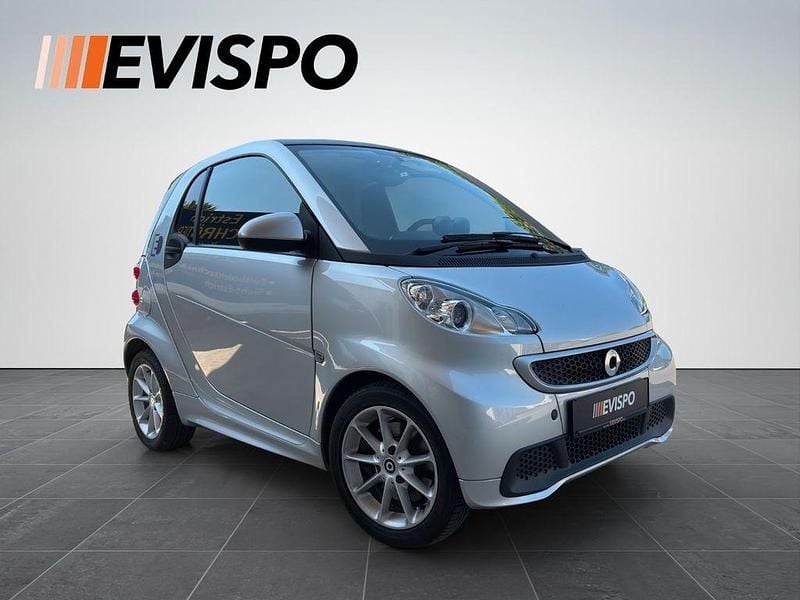 Silber Gebraucht 2013 Smart ForTwo Electric Drive Coupé | 4.880 € - Bild 1/4