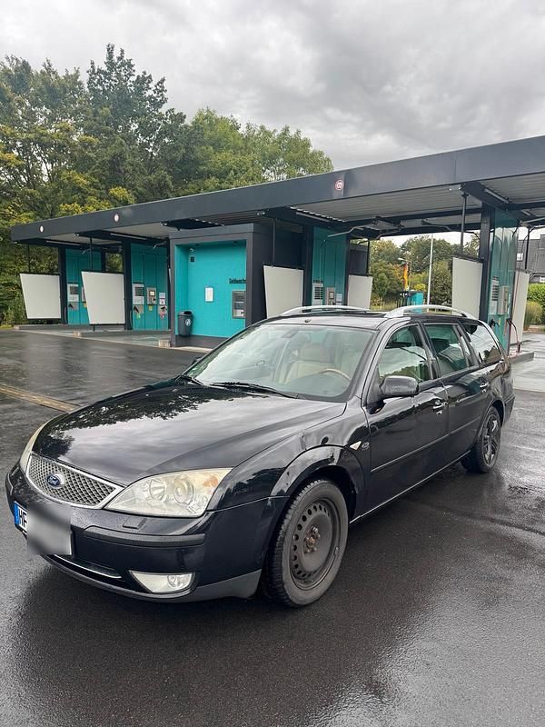 Schwarz Gebraucht 2005 Ford Mondeo Kombi | 999 € (Superpreis) - Bild 1/4