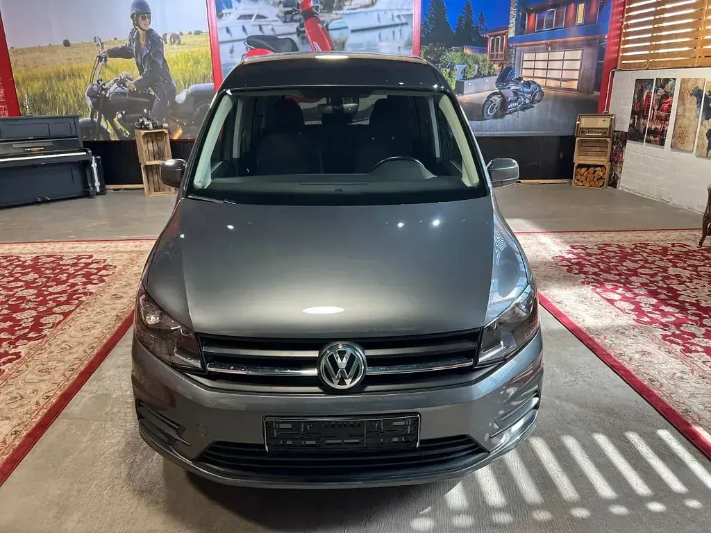 Gebraucht VW Caddy Trendline 102 PS (75 kW) 2020 Grau Van / Kleinbus