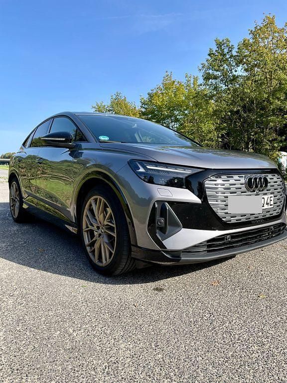 Gebraucht Audi Q4 Sportback e-tron Sport 219 kW (299 PS) 2023 Grau SUV