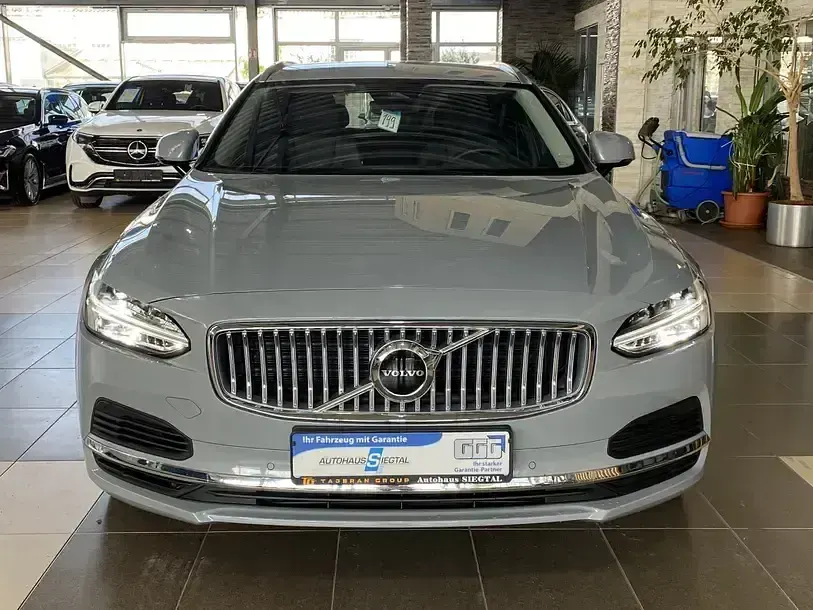Gebraucht Volvo V90 Core 398 PS (292 kW) 2024 Schwarz Kombi