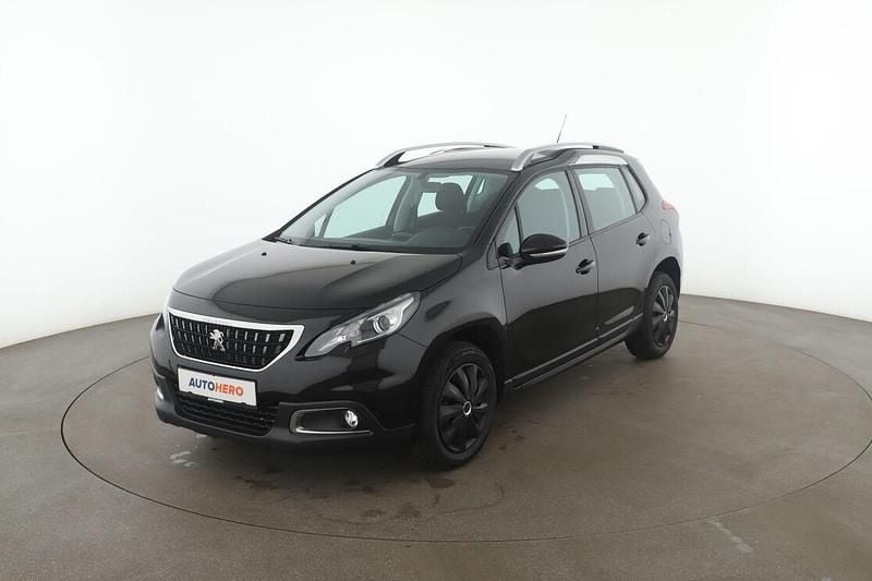 Schwarz Gebraucht 2019 Peugeot 2008 Active SUV | 12.490 € (Guter Preis) - Bild 1/3