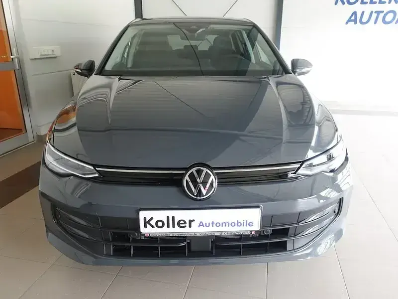 Neu VW Golf VIII Goal 116 PS (85 kW) 2025 Grau (delfingraumetallic) Limousine