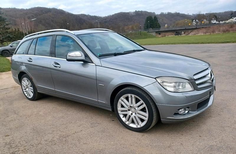Gebraucht Mercedes C320 227 PS (166 kW) 2007 Silber Kombi
