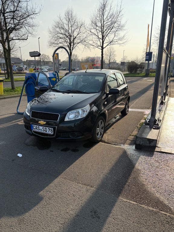 Schwarz Gebraucht 2010 Chevrolet Aveo Limousine | 2.000 € (Fairer Preis) - Bild 1/4