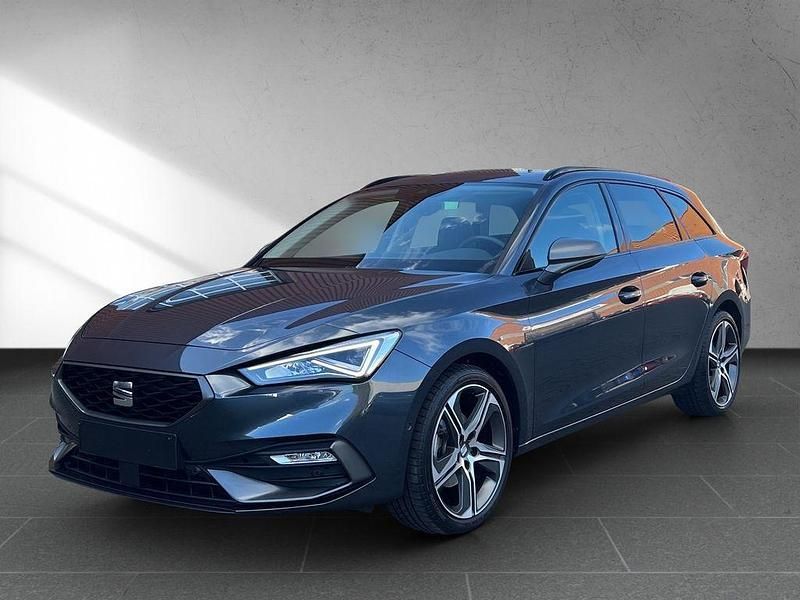Grau Gebraucht 2022 Seat Leon Beats Limousine | 23.900 € (Fairer Preis) - Bild 1/4