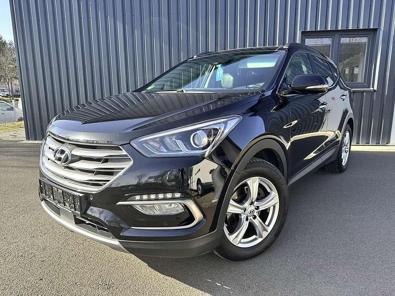 Gebraucht Hyundai Santa Fe Premium 200 PS (147 kW) 2017 Phantom black / mic SUV