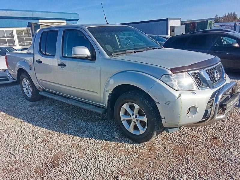 Gebraucht Nissan Navara 190 PS (139 kW) 2011 Silber Pickup