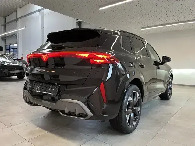 Nowe Cupra Terramar 150 KM (110 kW) 2026 Czarny SUV