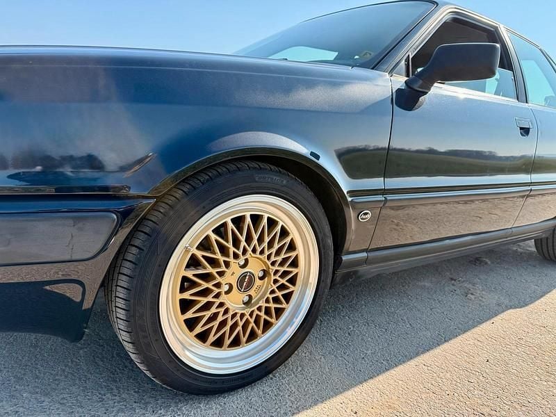 Gebraucht Audi 80 133 PS (97 kW) 1994 Andere farben Limousine