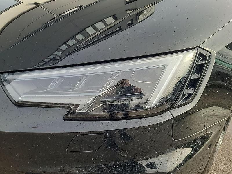 Gebraucht Audi RS4 Ambiente 450 PS (330 kW) 2018 Mythosschwarz metallic Kombi