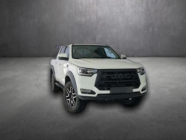 Gebraucht JAC JS8 204 PS (150 kW) 2023 Weiß SUV