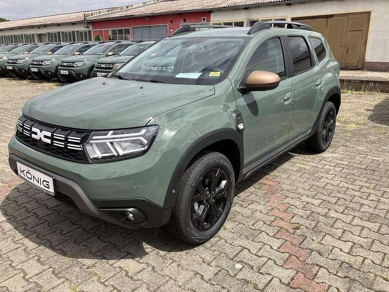 Safarigrüngrau Gebraucht 2024 Dacia Duster Extreme SUV | 22.999 € (Fairer Preis) - Bild 1/4