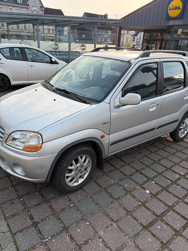 Gebraucht Suzuki Ignis Cool 83 PS (61 kW) 2002 Grau Kleinwagen