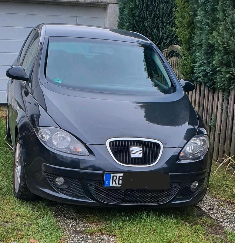 Schwarz Gebraucht 2006 Seat Altea Van / Kleinbus | 1.650 € (Fairer Preis) - Bild 1/3