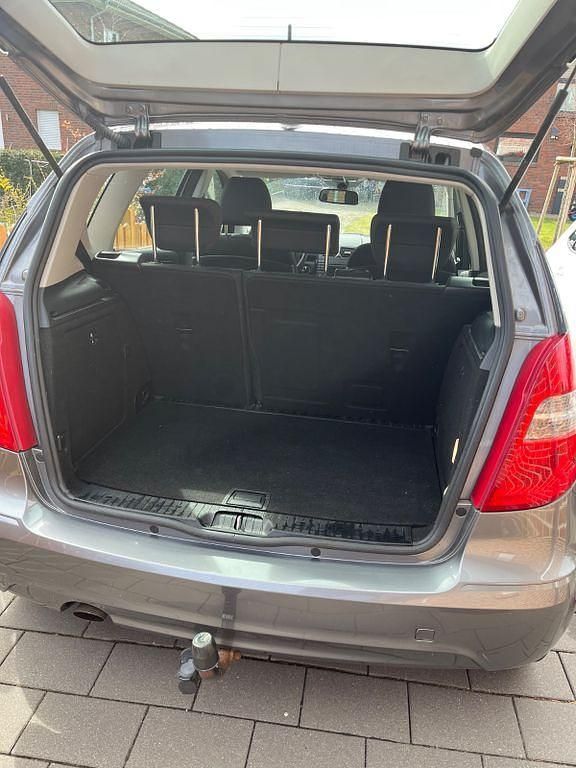 Gebraucht Mercedes A180 116 PS (85 kW) 2011 Van / Kleinbus