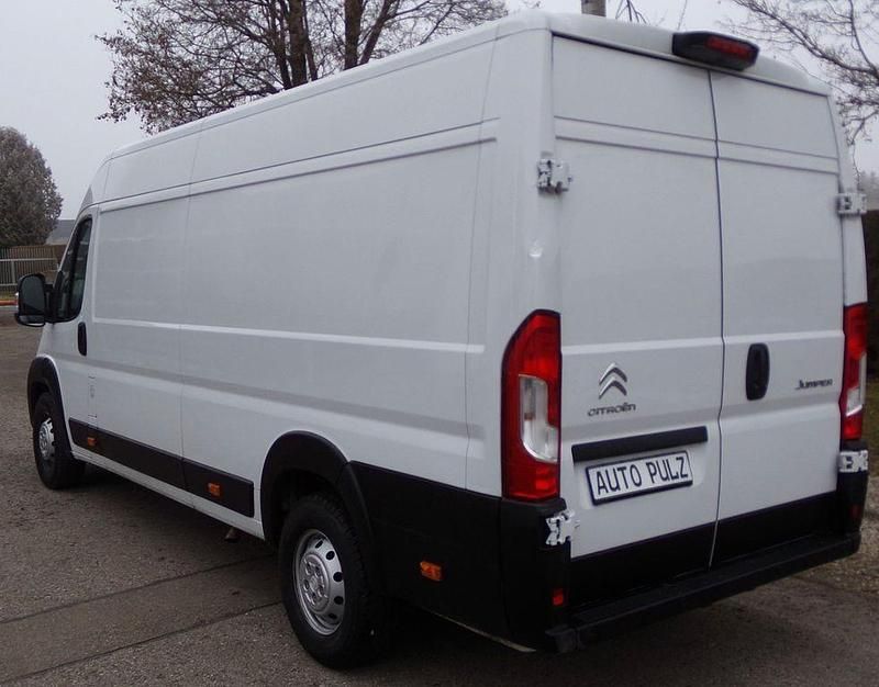 Gebraucht Citroën Jumper 165 PS (121 kW) 2024 Weiß Van / Kleinbus