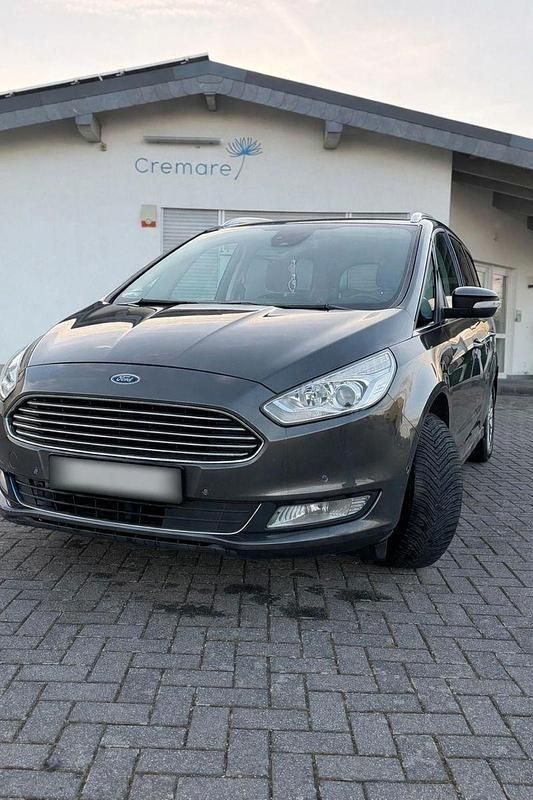 Gebraucht Ford Galaxy Titanium 165 PS (121 kW) 2019 Grau Van / Kleinbus