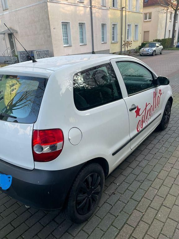 Gebraucht VW Fox 60 PS (44 kW) 2010 Weiß Kleinwagen