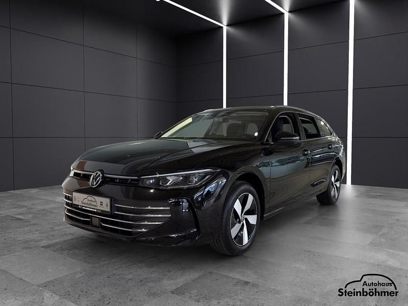 Neu VW Passat Business 150 PS (110 kW) 2026 Grenadillschwarz (schwarz) Kombi