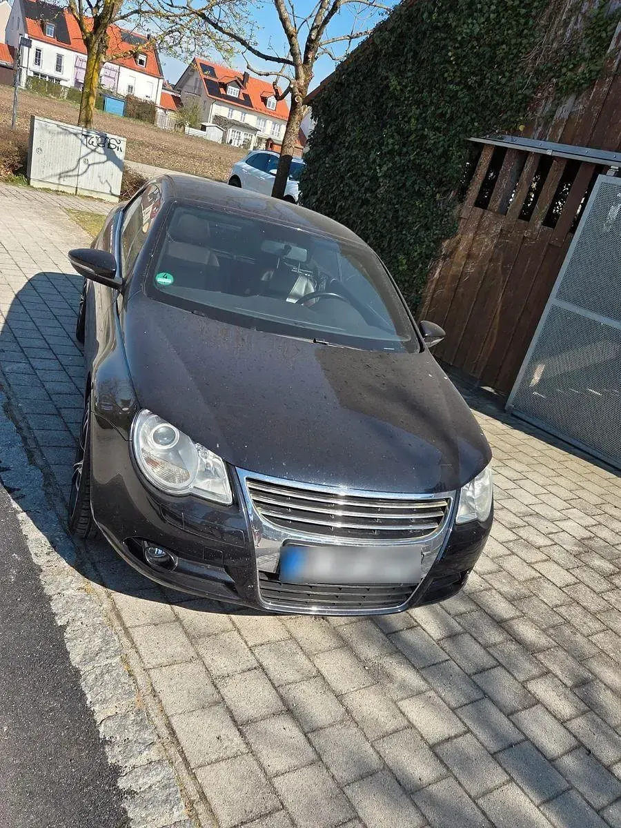 Second-hand VW Eos Edition 122 CP (89 kW) 2009 Negru Cabrio