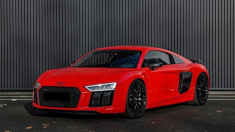 Grau Gebraucht 2016 Audi R8 Coupé Coupé | 119.990 € (Guter Preis) - Bild 1/4