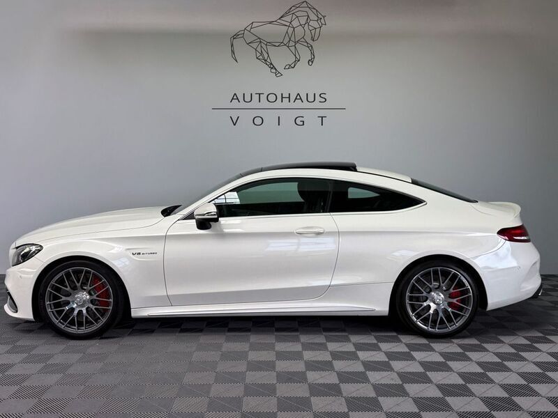 Weiß Gebraucht 2016 Mercedes C63 AMG AMG Coupé | 62.500 € (Fairer Preis) - Bild 1/4