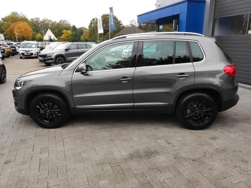 Gebraucht VW Tiguan R-line 122 PS (89 kW) 2014 Grau (pepper grey metallic) SUV