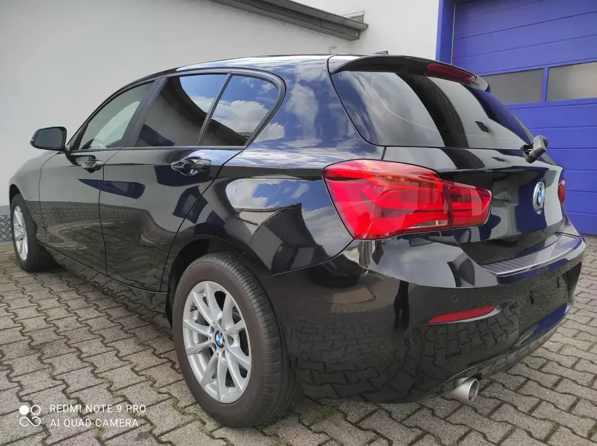 Gebraucht BMW 116 Advantage 116 PS (85 kW) 2018 Schwarz Kleinwagen