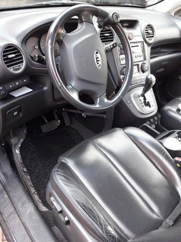 Gebraucht Kia Carens EX 190 PS (139 kW) 2007 Schwarz metallic Van / Kleinbus