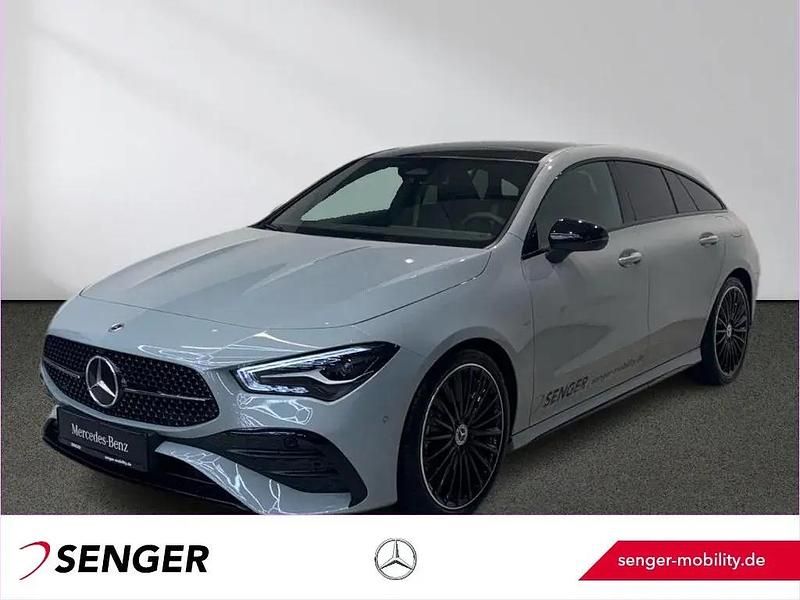 Grau Gebraucht 2025 Mercedes CLA200 Shooting Brake AMG Kombi | 40.990 € - Bild 1/1