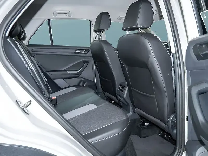Gebraucht VW T-Roc 150 PS (110 kW) 2025 Grau SUV